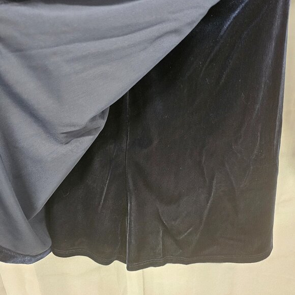 Urban Outfitters Navy Blue Velour Minimalist Goth Jumpsuit Romper Size S - Picture 8 of 11